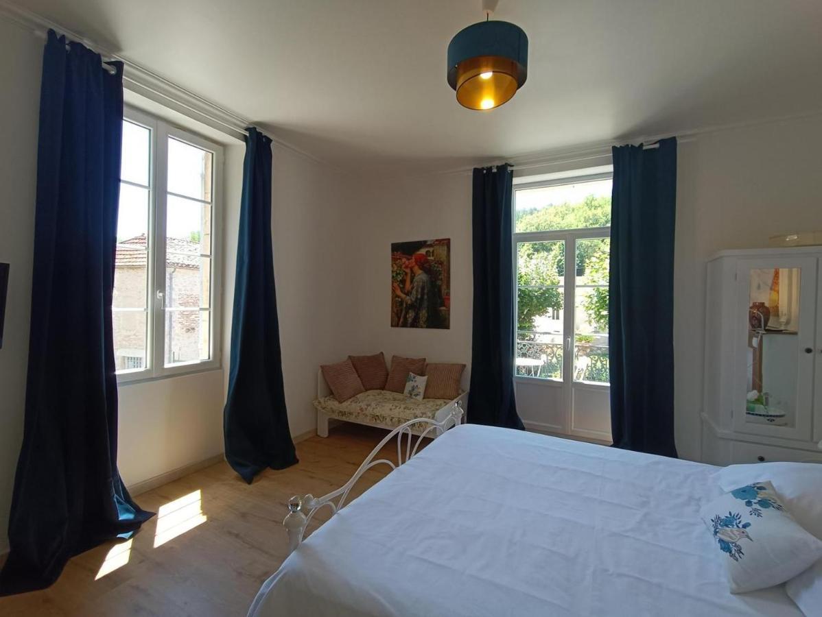 Maison Sur Le Lot Saint-Vincent-Rive-dʼOlt Kültér fotó