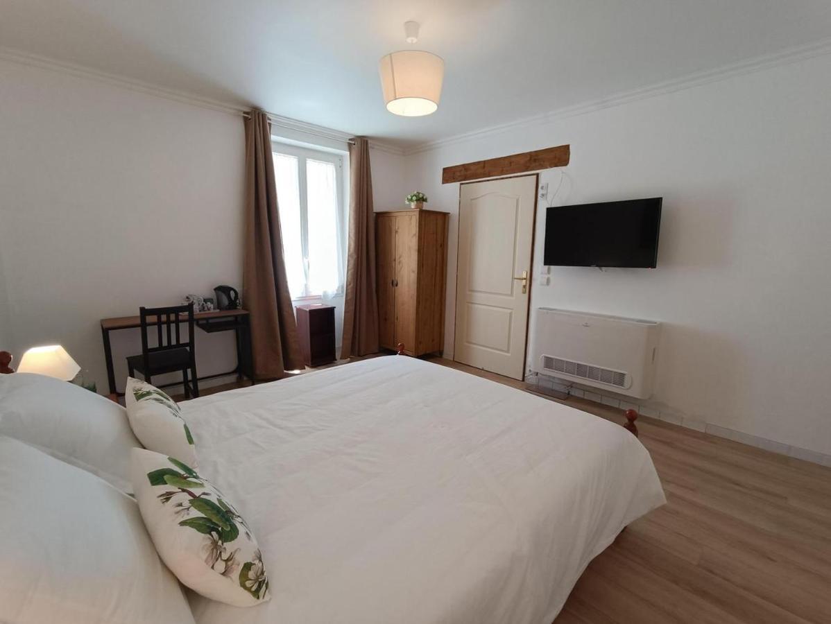 Maison Sur Le Lot Saint-Vincent-Rive-dʼOlt Kültér fotó